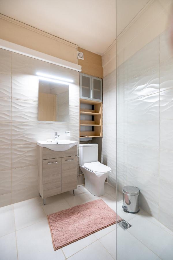 Monastiraki Metro Station Studio For 4 Persons Atena Exterior foto